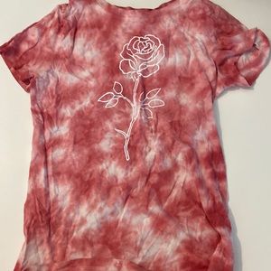 Pink and white tie-dye t-shirt with white rose on front Size Small